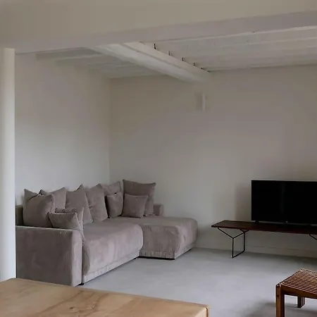 Apartment Logement Avec Vue Et Jardin *